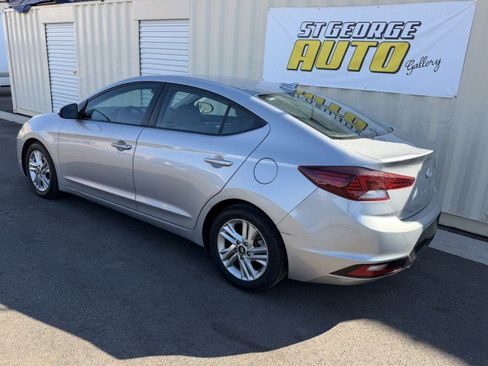 Used 2020 Hyundai Elantra SEL FWD image 3