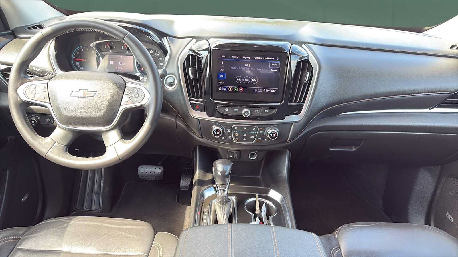 Used 2021 Chevrolet Traverse RS AWD/4WD image 19