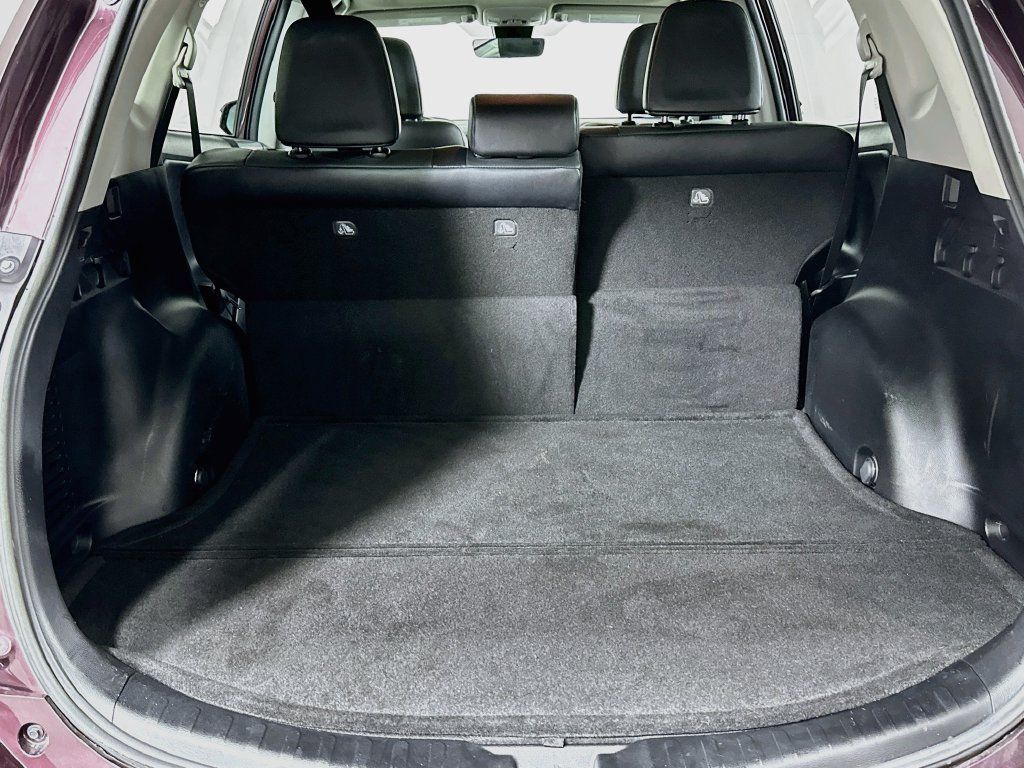 Used 2016 Toyota RAV4 Limited FWD image 16