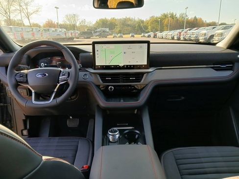 New 2025 Ford Explorer ST-Line w/ Premium Package image 14