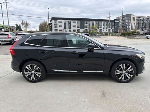 Used 2023 Volvo XC60 B5 Plus w/ Climate Package image 8