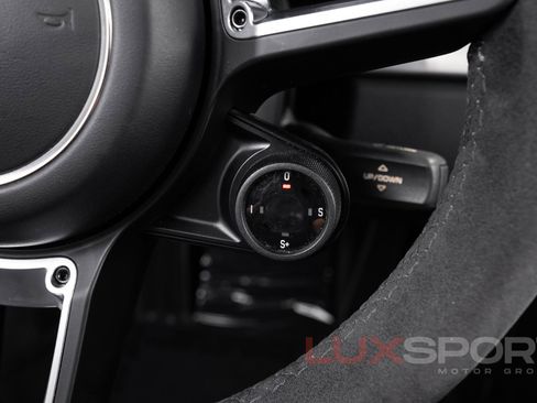 Used 2018 Porsche 718 Boxster GTS RWD image 37