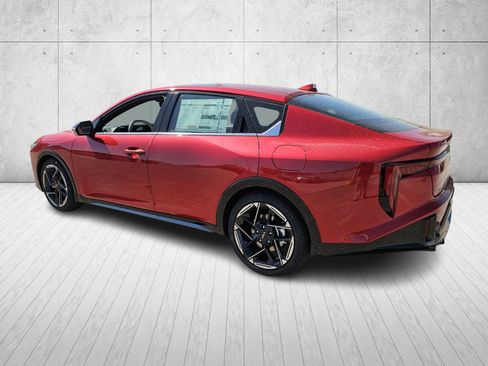 New 2026 Kia K4 GT-Line w/ GT-Line Sunroof Package image 5