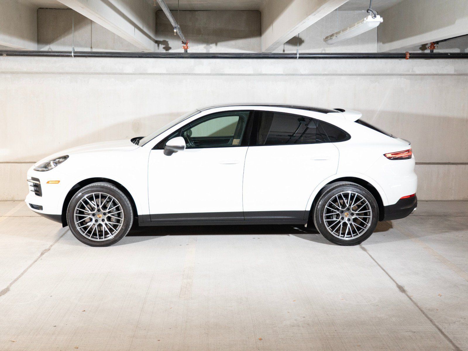 Certified 2021 Porsche Cayenne S AWD/4WD image 2