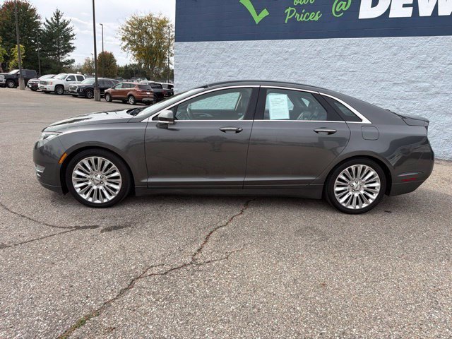 Used 2016 Lincoln MKZ w/ Equipment Group 200A Select FWD image 2