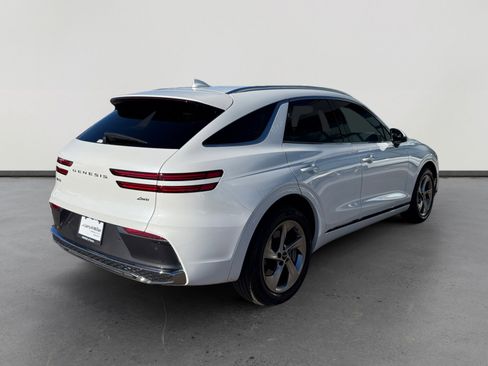 Used 2026 Genesis GV70 2.5T image 5
