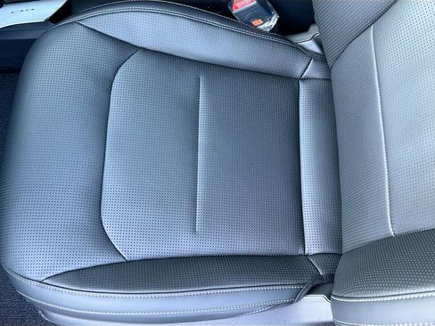 New 2025 Kia EV6 Wind image 13