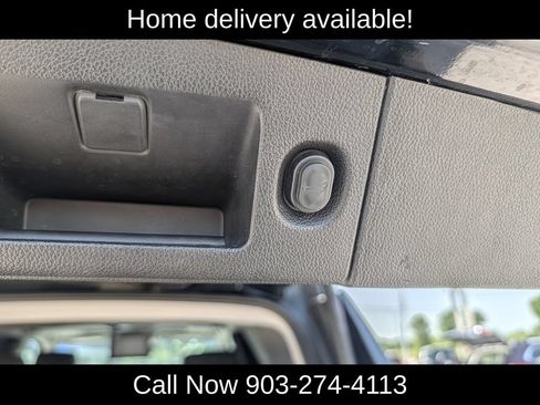 Used 2016 GMC Yukon Denali w/ Open Road Package RWD image 37