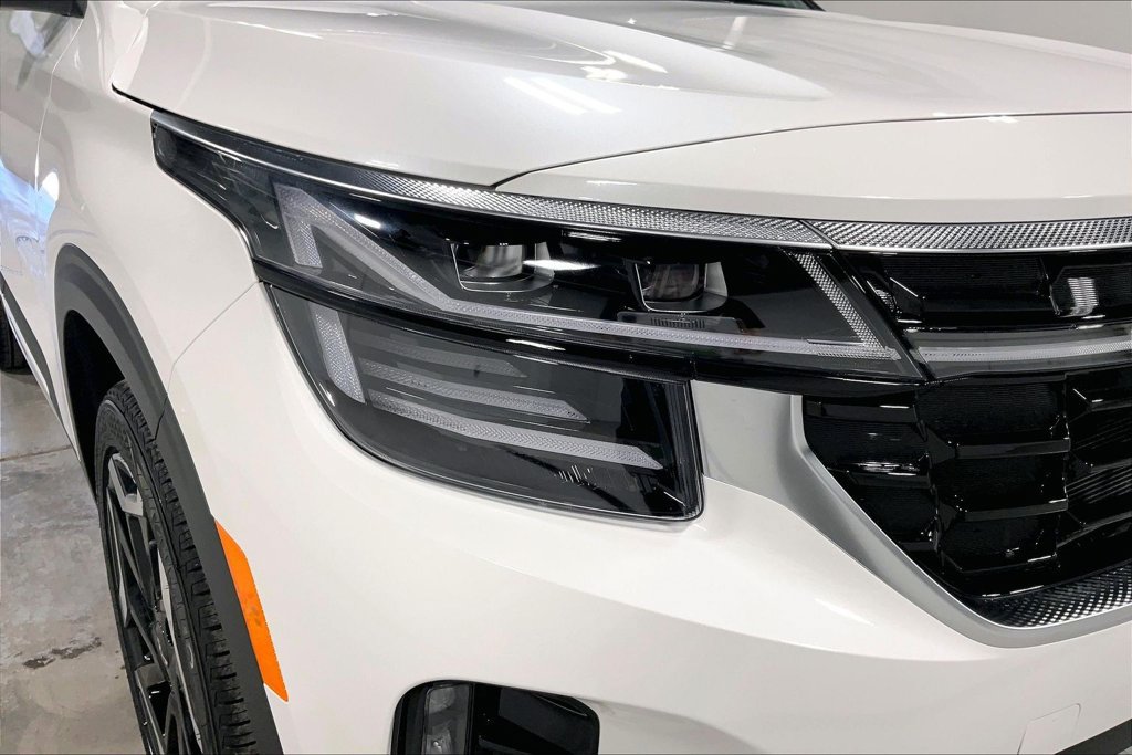 New 2026 Kia Seltos SX AWD/4WD image 28