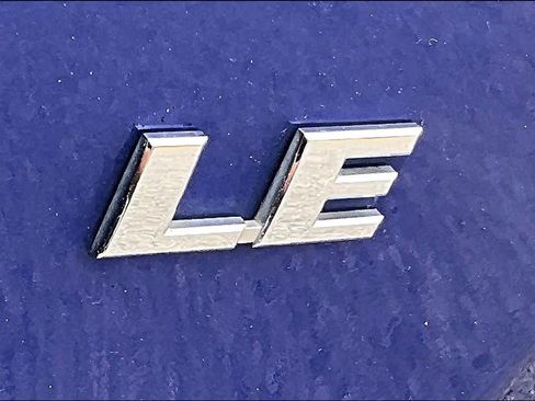 Used 2014 Toyota RAV4 LE FWD image 9