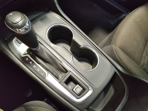 Used 2019 Chevrolet Equinox LT image 26