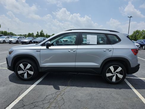 Used 2023 Volkswagen Taos S w/ Driver Assistance Package AWD/4WD image 13