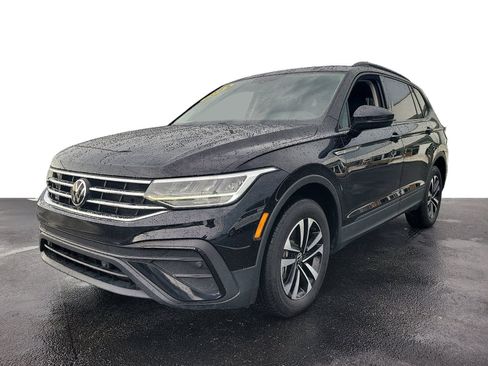 Used 2023 Volkswagen Tiguan S FWD image 2