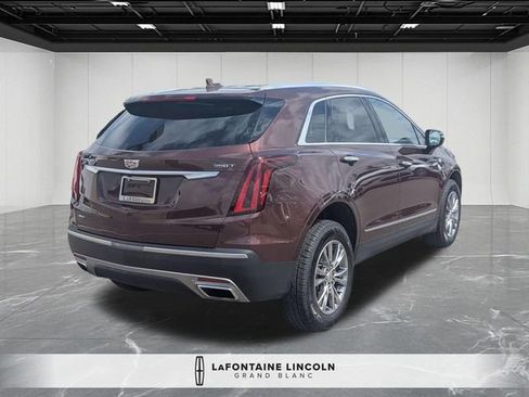 Used 2023 Cadillac XT5 Premium Luxury w/ LPO, Floor Liner Package AWD/4WD image 5
