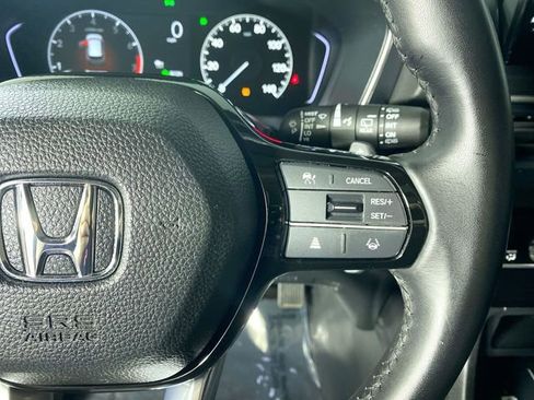 Used 2024 Honda Pilot Touring image 13