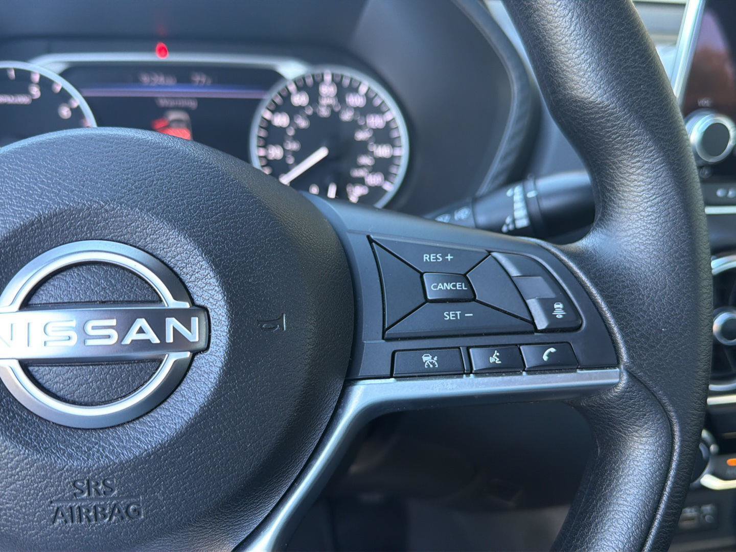 Used 2025 Nissan Sentra SV FWD image 22