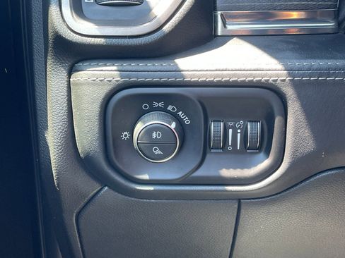 Used 2019 RAM 2500 Limited AWD/4WD image 30
