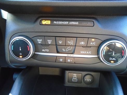 Used 2025 Ford Escape Active AWD/4WD image 14