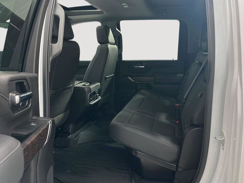Used 2022 GMC Sierra 3500 Denali w/ Denali Ultimate Package image 29