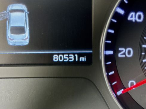 Used 2022 Kia Forte LXS FWD image 16