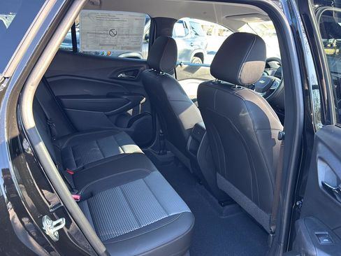 New 2026 Chevrolet Trax LT w/ Driver Confidence Package image 11