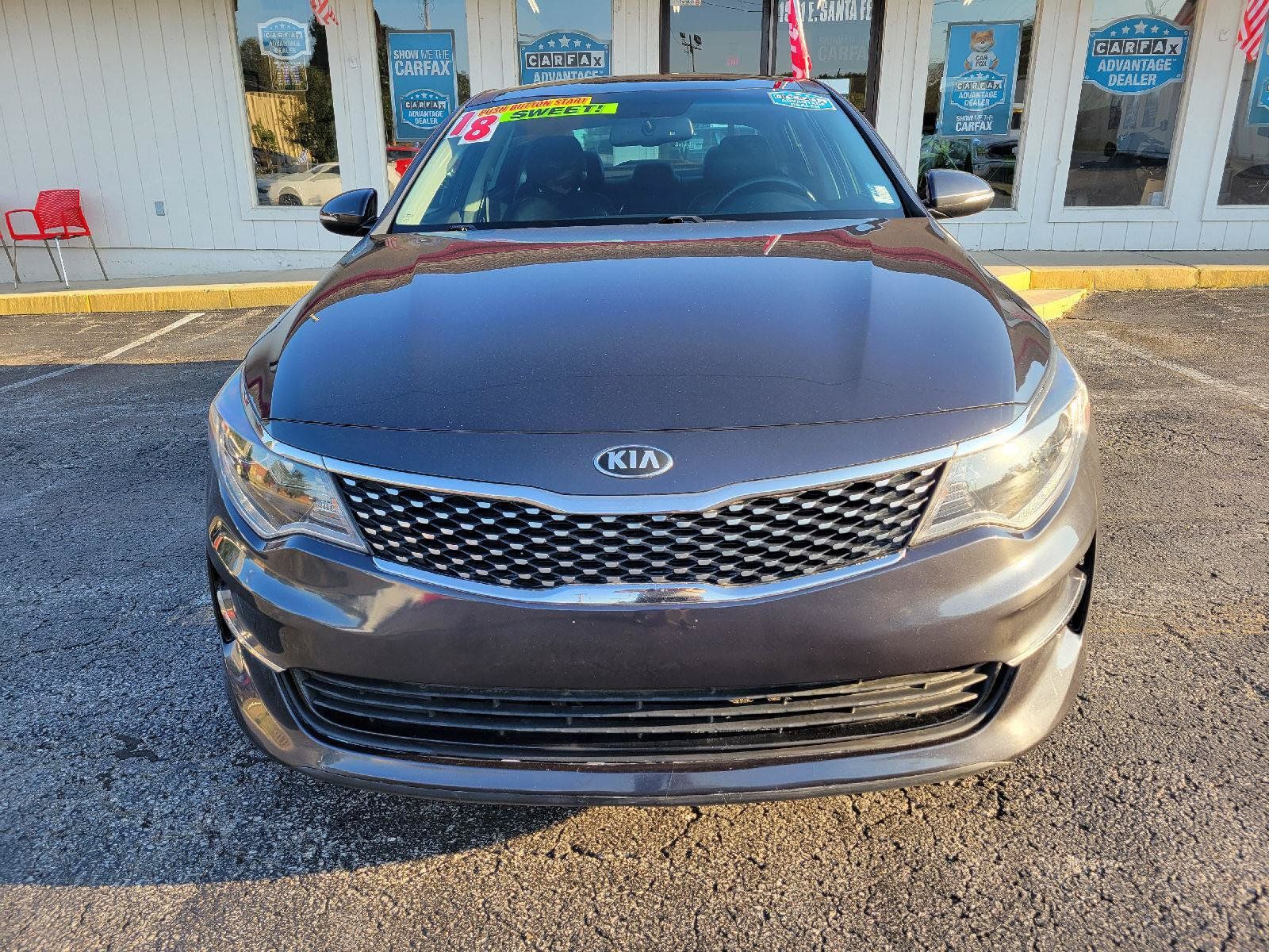 Used 2018 Kia Optima EX w/ Premium Package FWD image 2