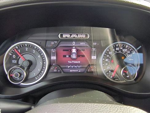 Used 2019 RAM 1500 Laramie image 11