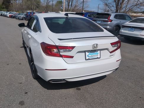 Used 2022 Honda Accord Sport image 5