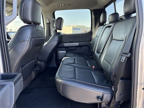 Used 2021 Ford F150 Lariat image 13