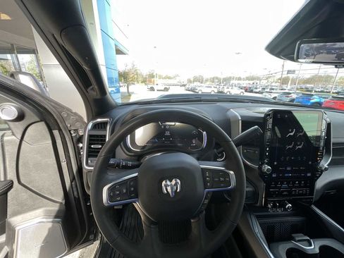 Used 2025 RAM 2500 Laramie image 10