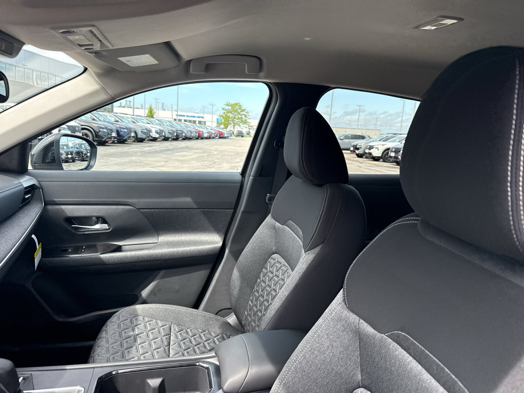 New 2027 Nissan Kicks SV AWD/4WD image 26
