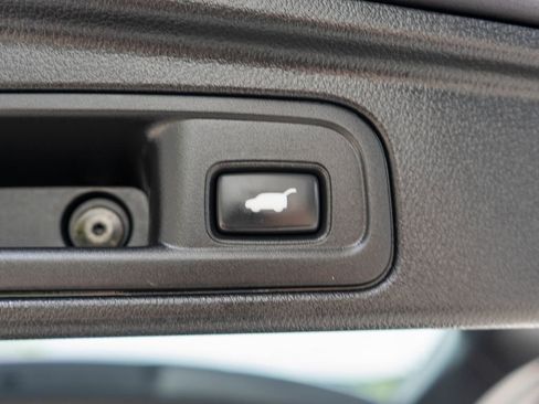 Used 2018 Honda Pilot Elite image 38