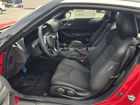 New 2026 Nissan Z Performance w/ Floor Mat Package RWD image 11