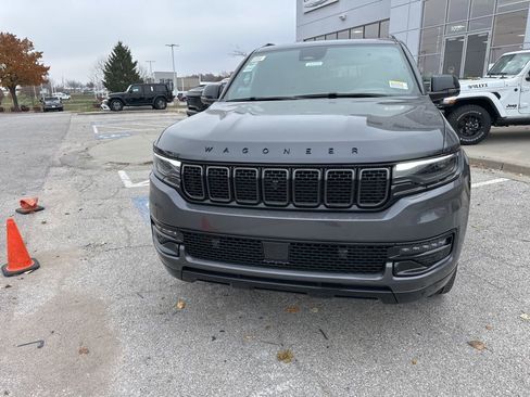 New 2025 Jeep Wagoneer Series II w/ Convenience Group I image 10