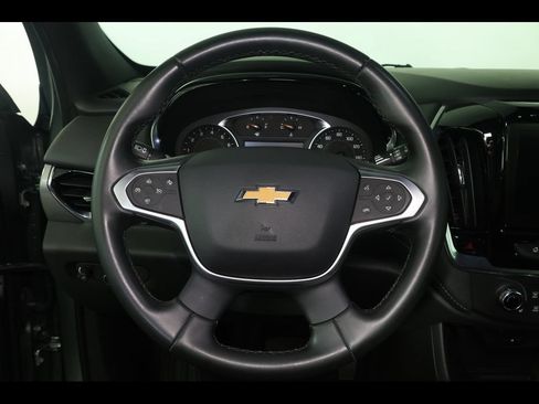 Used 2023 Chevrolet Traverse LT AWD/4WD image 23