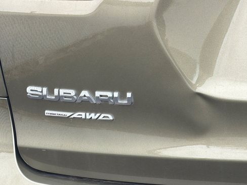 Used 2023 Subaru Ascent Premium w/ Convenience Package AWD/4WD image 24