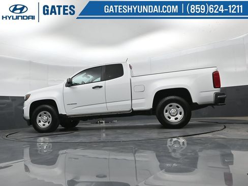 Used 2018 Chevrolet Colorado W/T w/ WT Convenience Package RWD image 36