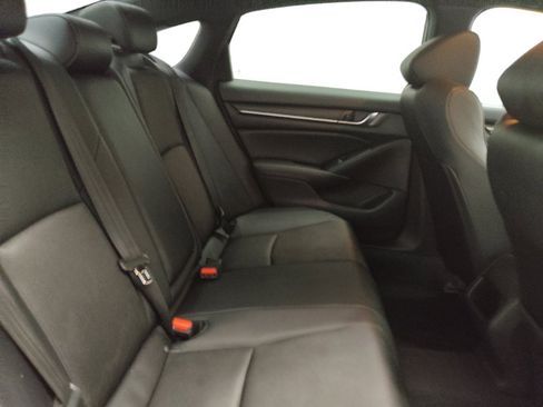 Used 2019 Honda Accord Sport image 19