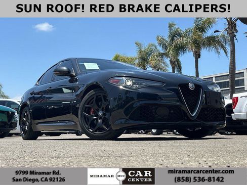 Used 2023 Alfa Romeo Giulia Ti RWD image 1