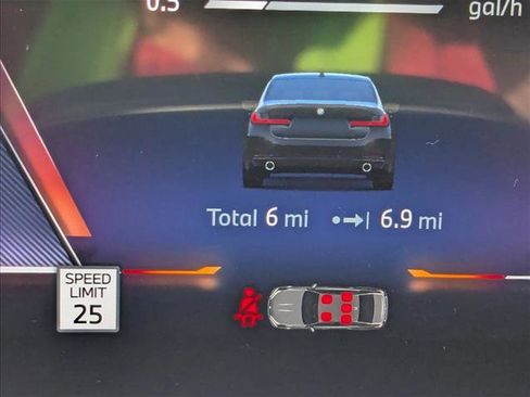 Certified 2025 BMW 330i Sedan w/ Convenience Package RWD image 10