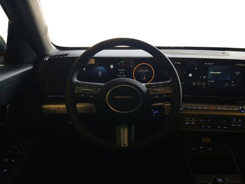 New 2025 Hyundai Kona SE FWD image 12