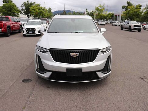 Used 2020 Cadillac XT6 Sport AWD/4WD image 2