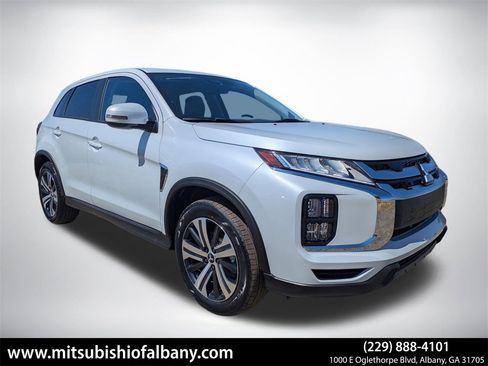 New 2025 Mitsubishi Outlander Sport SE image 1