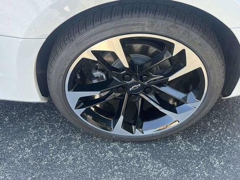 Used 2023 Chevrolet Camaro LT RWD image 11