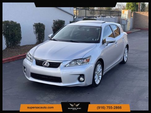 Used 2011 Lexus CT 200h Premium w/ Premium Audio Pkg FWD image 1