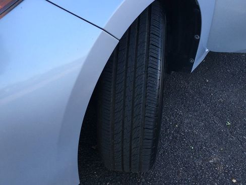 Used 2017 Toyota Corolla L FWD image 34