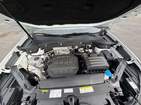 Used 2024 Volkswagen Atlas SEL AWD/4WD image 27