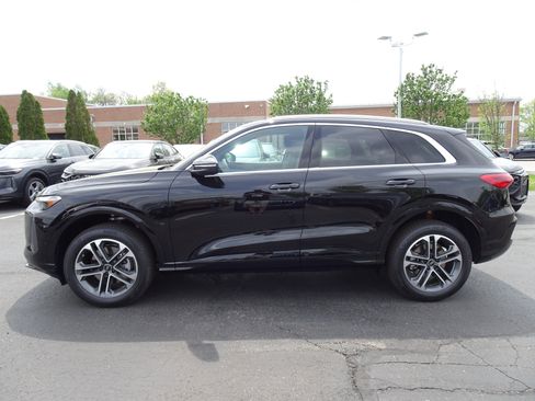 New 2026 Audi Q5 Premium AWD/4WD image 2