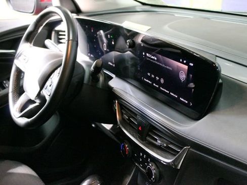 Used 2024 Buick Encore GX Preferred FWD image 10