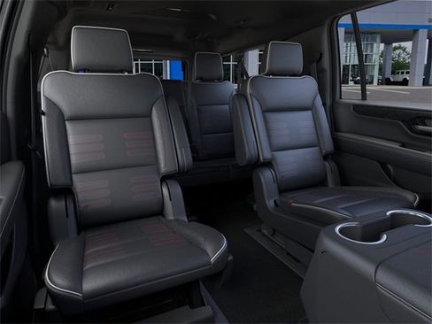 New 2025 GMC Yukon XL AT4 Ultimate image 17